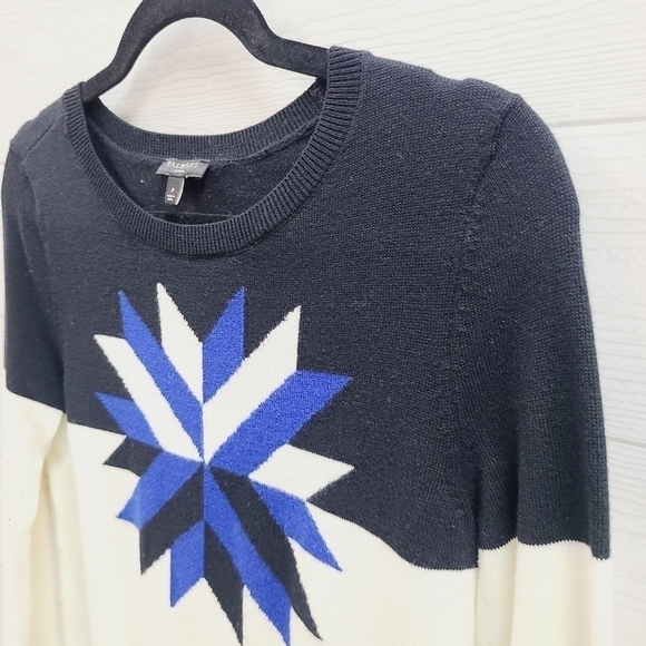 Talbots Sweater - Picture 3 of 8